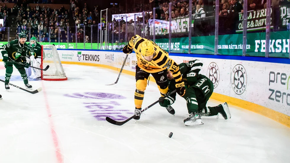 Martin Dzierkals anmäls för filmning efter matchen mot Färjestad.