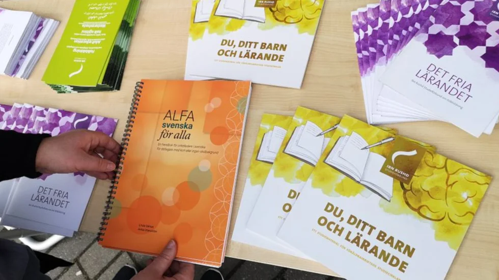 "Det Folkbildningsrådet har påpekat är att dokumentation saknas över hur två religiösa böcker med antidemokratiskt innehåll har använts i de få studiecirklar där de har stått angivna som studiematerial" skriver insändarskribenten. Arkivbild
