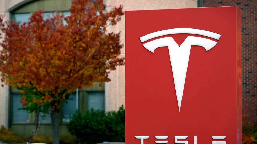 Riksförbundet M Sverige avråder konsumenter från att ha med Tesla att göra. Arkivbild.