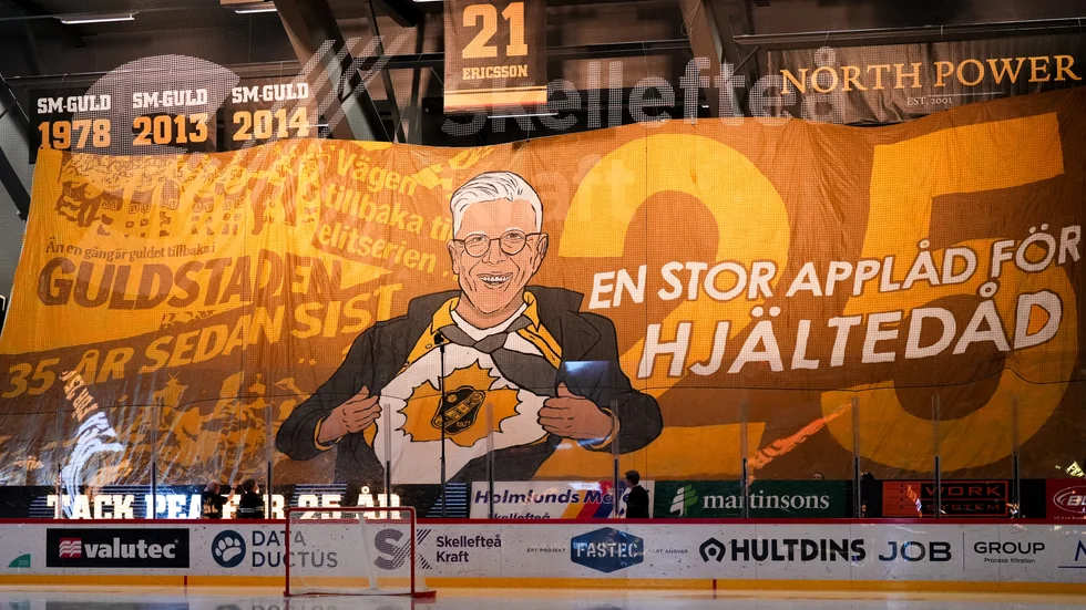 North Powers tifo var en av höjdpunkterna när Pea Israelsson fick sin välförtjäna hyllning.