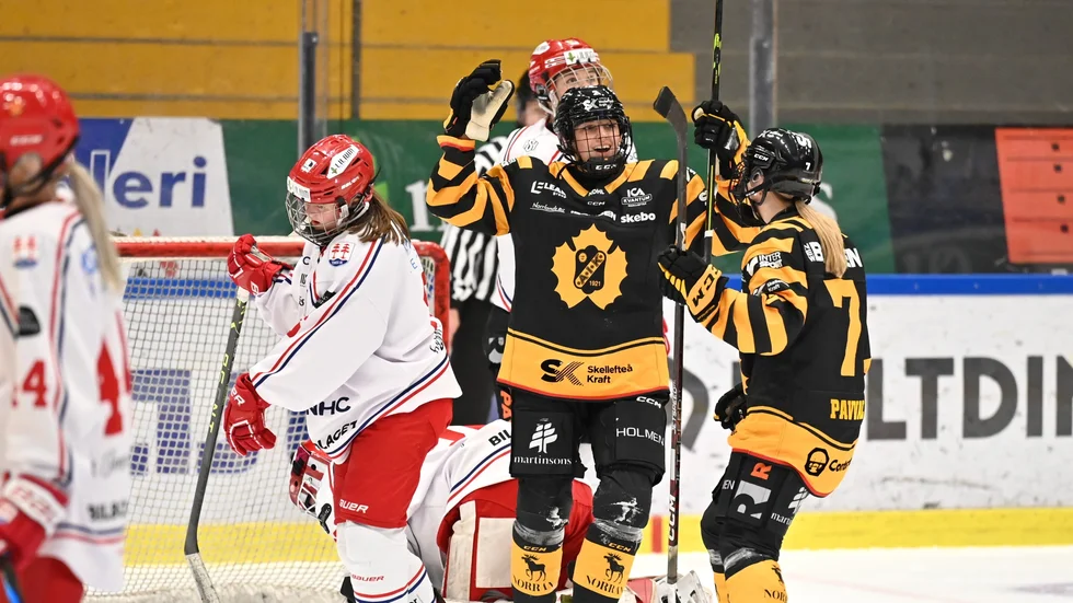 Rebecka Hollström är uttagen till U18-landslaget.