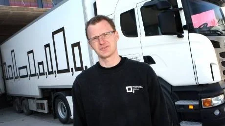 Missnöjd. Anders Farinder.
