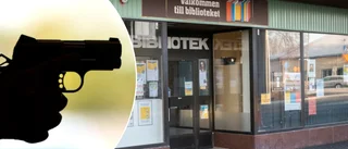 Dödshotade pojkar på biblioteket