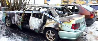 Bilar brann på Drottninggatan