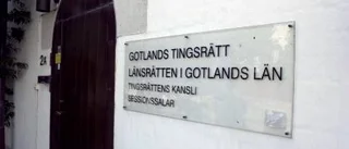 Tre års fängelse för våldtäkter