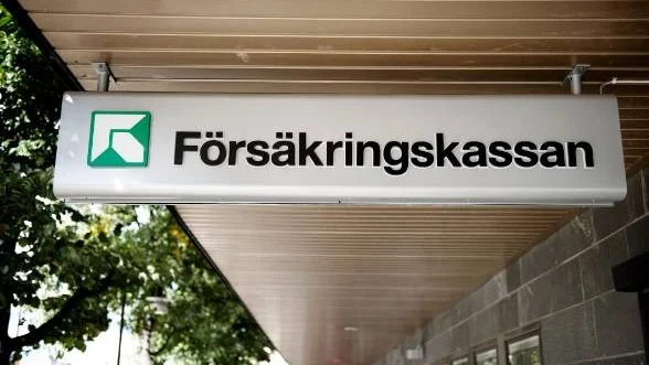 Hårda regler. Försämringarna i sjukförsäkringen har främst drabbat arbetarklassens kvinnor, skriver Ilona Szatmari Waldau med flera.