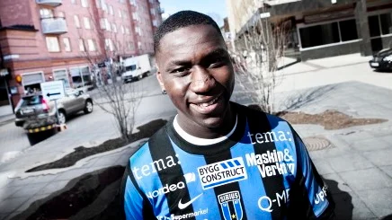 Gambiske landslagsmannen Alagie Sosseh ansluter till Sirius.