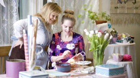 Husmorsskolan i P1
Underbara Clara (Clara Lidström) tillsammans med producenten Erica Dahlgren.