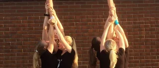 Kalix Cheerleading team på väg till RM
