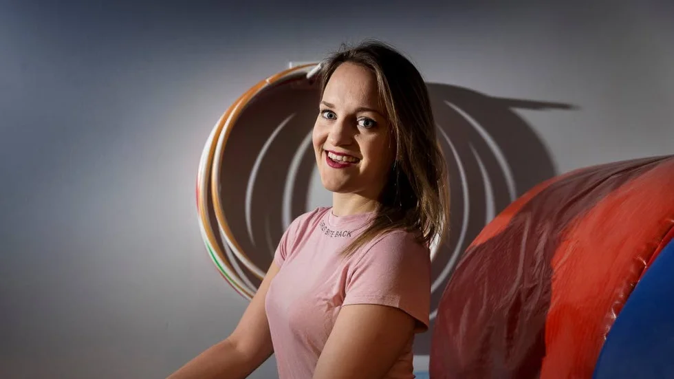 Röreslen central. Matilda Corazón har alltid återvänt till dansen.
