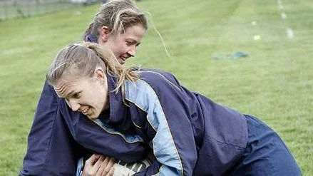 Katarina Boman och Elisabeth Österberg tror på svensk skräll i rugby-EM.