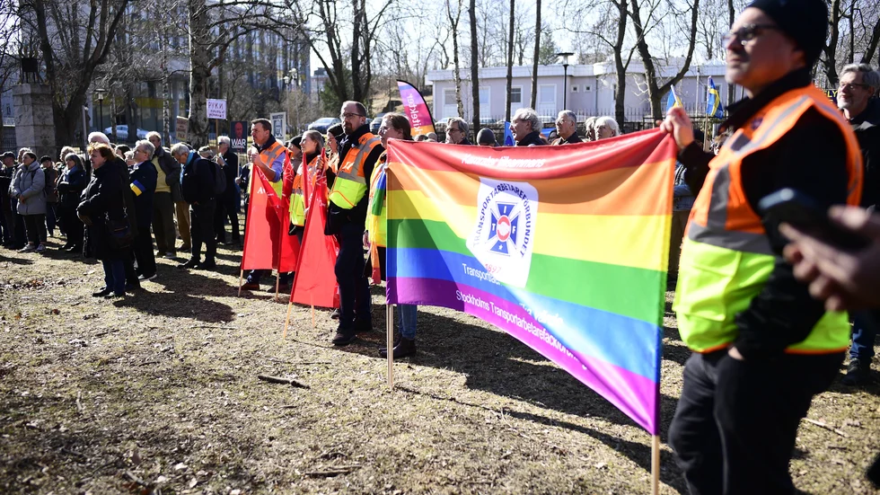 Manifestation i slutet av mars utanför den ryska ambassaden i Stockholm mot Rysslands krig i Ukraina.