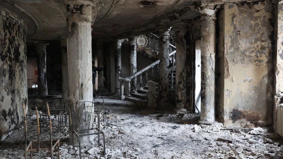 Insidan av den teater i hamnstaden Mariupol som attackerats av ryska styrkor. Arkivbild.