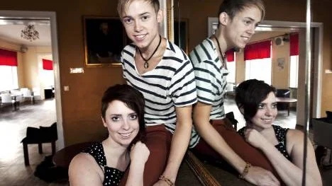 Tobias Ström och Agnes Osvald startade HBTQ-klubben PULS.