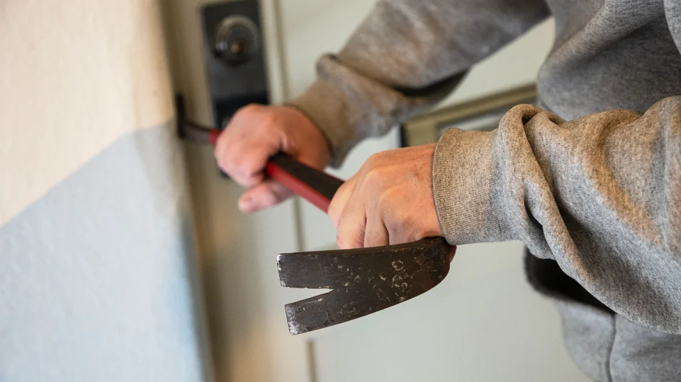 Polisen har fått in flera anmälningar om stöd och inbrott i Hultsfreds kommun.