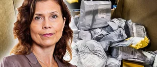 Varför är det hål i mina postpaket?