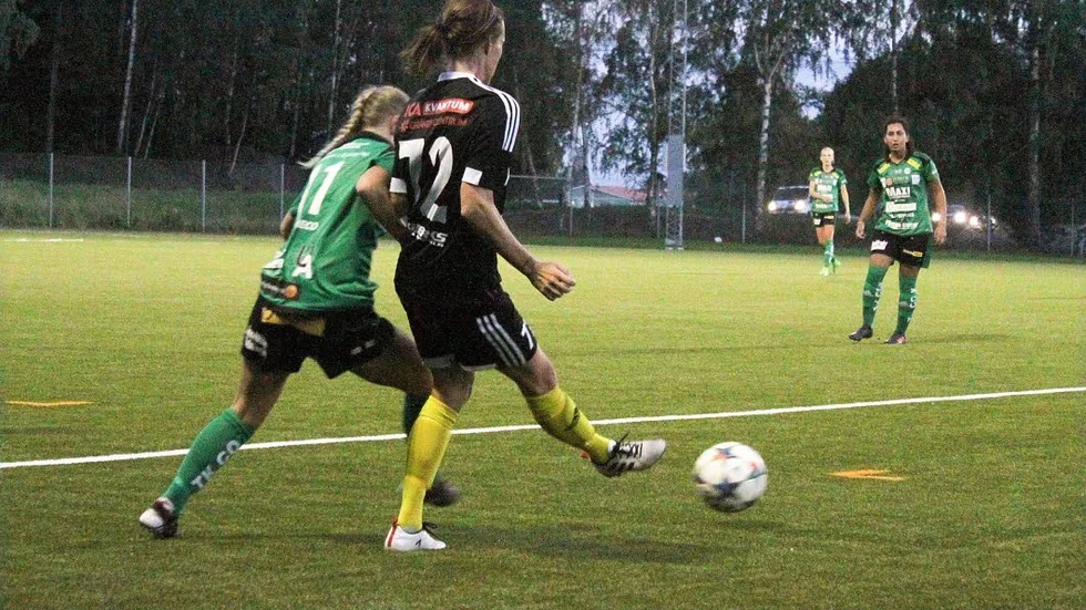 Det blev tight, tufft och jämnt mellan Bälinge och ESK.