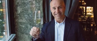 Han har provat 11 000 champagner