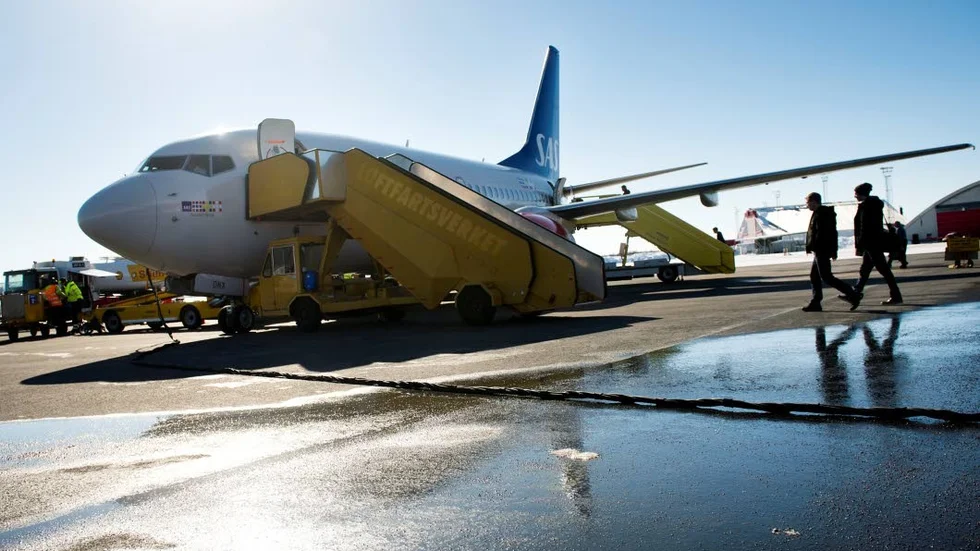 Flygandet till och från Kiruna ökar från utlandet men minskar totalt, färre svenskar väljer att resa till Kiruna visar siffror från SCB.