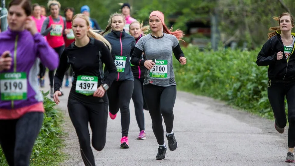 Vårruset är ett av de motionslopp som riktar sig enbart till tjejer.