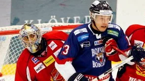 Mark Owuya får inte vakta Almtunas mål mot Sundsvall.