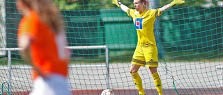 ESK pressade serieledaren