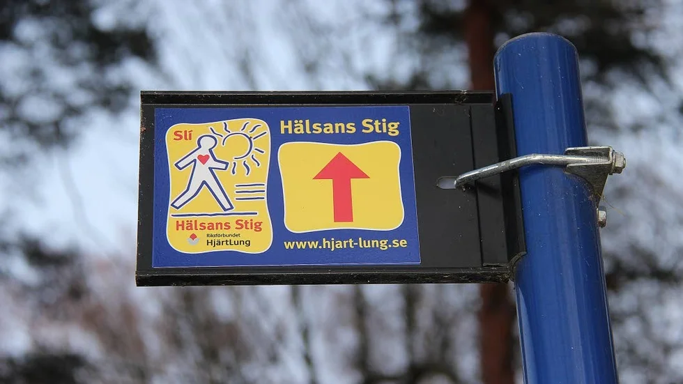 Mer ljus! En Enköpingsbo vill att kommunen  bättrar på belysningen längs Hälsans stig som snart ska bli två.
