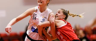Coachen saknades efter fouler – Luleå föll i sekunddrama • ”En match som egentligen inte spelar så stor roll”