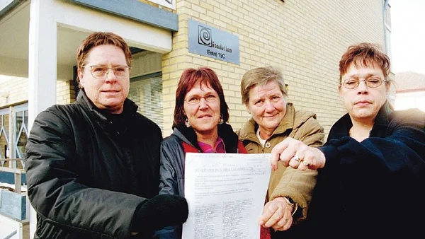 Kampvilliga. Fr.v Britt-Marie Franzén, Yvonne Kindberg, Eva Dahlström och Pamela Leppä är beredda att strida hårt för Citadellen.