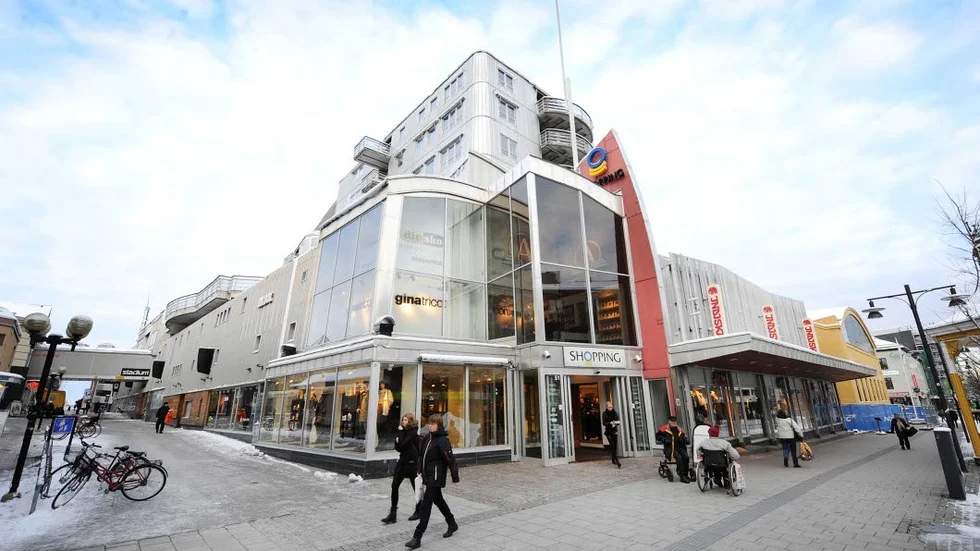 Glitter stänger ned sin verksamhet i Shopping.