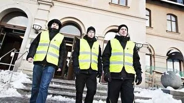 - Vi har fått mycket uppskattning från synskadade för det arbete som vi har gjort, säger Kim Johansson t h,  här tillsammans med kollegerna Daniel Gundersson och Björn Lindberg.