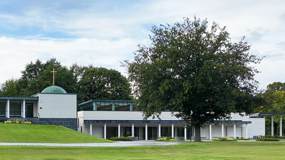 Krematoriet i Norrköping. Tillbyggnaden är signerad Fredriksson arkitektkontor AB.