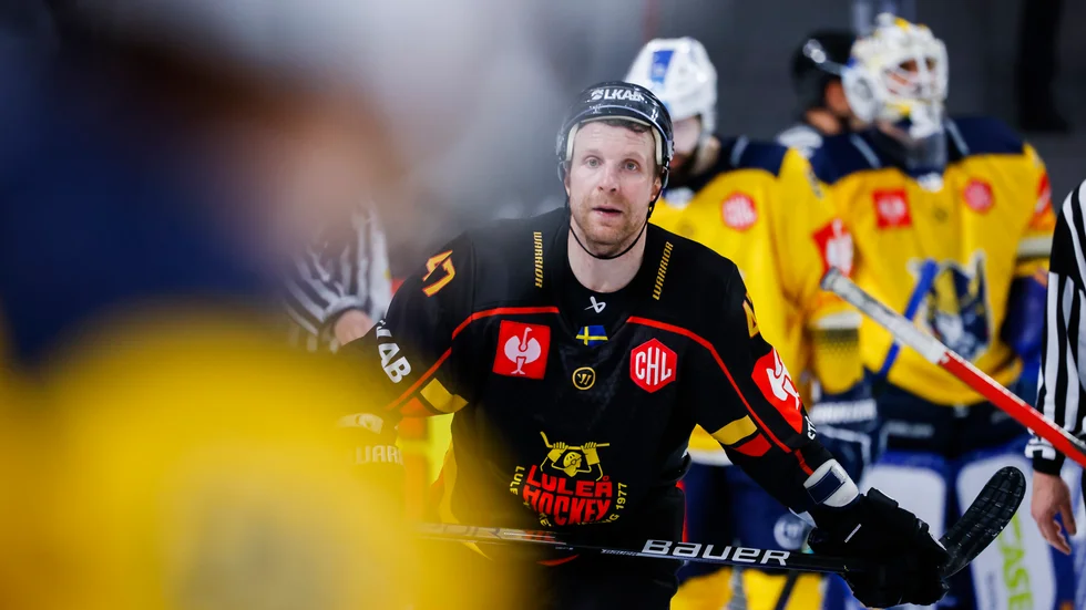 Luleåhockey luleå hockey CHL Champions hockey league - Jukutiy Finland. nr 47 leo komarov