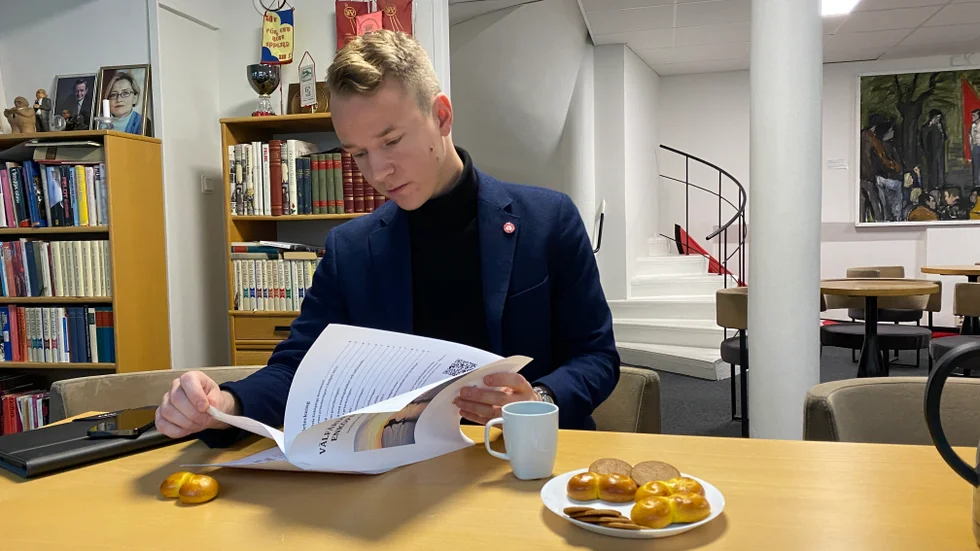 "En skuggbudget är ett sätt för oss att rikta budgetdebatten åt ett visst håll, att visa vad vi tycker är viktigast", säger Jesper Englundh, partiets oppositionsråd.