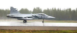 Flygvapnet ska klara första smällen