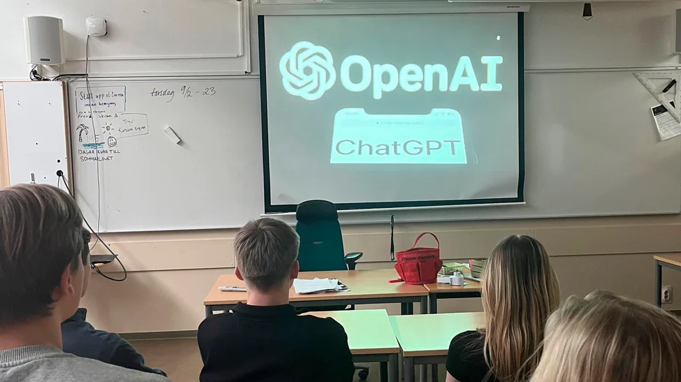 Risken för fusk vid hemtentor ökar med nya AI-program som skriver unika uppsatser på bara några minuter.