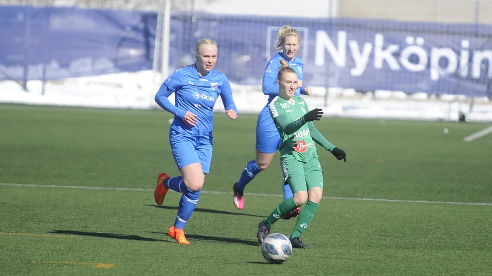 Elin Edberg gjorde Tuns kvitteringsmål mot Skogstorp.
