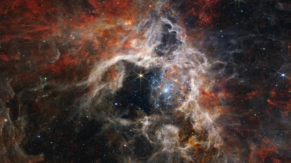 Bilden visar Tarantelnebulosan, fångad av James Webb-teleskopet i september i år.