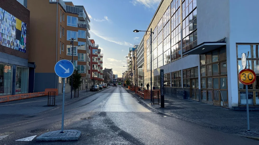 Ombyggnationen av Drottninggatan marknadsförs som Eskilstunas nya paradgata. Vem ska den attrahera egentligen?