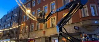 Så mycket landade elräkningen på för julbelysningen i centrum: "Det bjuder vi på" • Se när den tas ner