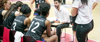Förre Ladies-coachen svarar på kaptenens skarpa kritik