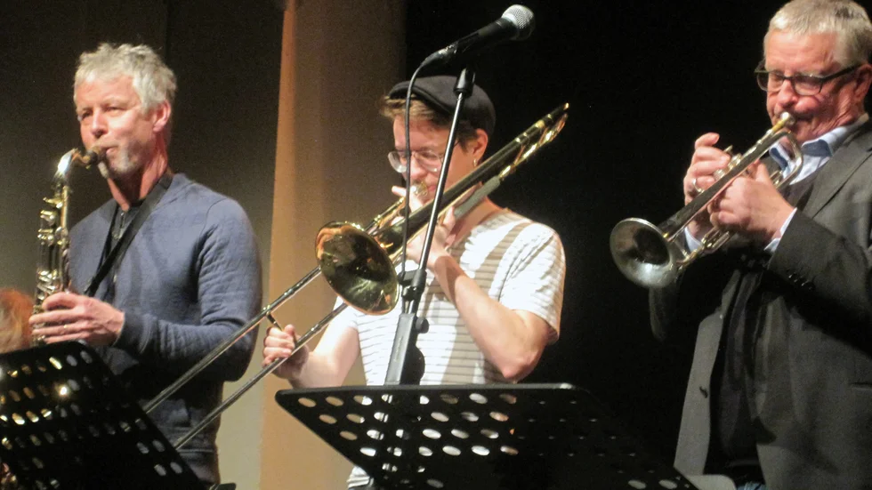 Blåsartrio. Gunnar Ullberg, Lars Ullberg och Christer Ödberg samverkade i ett nummer på jammet på annandagsjazzen.
