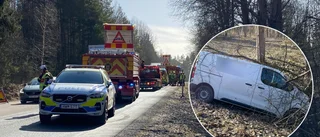 Trafikolycka i Grundbro – personbil väjde för älg