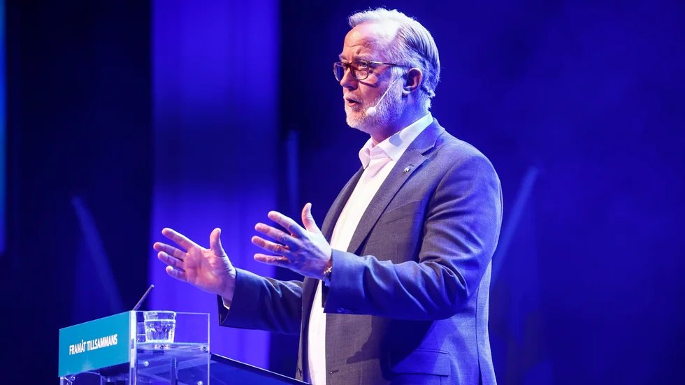Liberalernas partiledare Johan Pehrson talar då partiets riksmöte inleds i Linköping på lördagen.