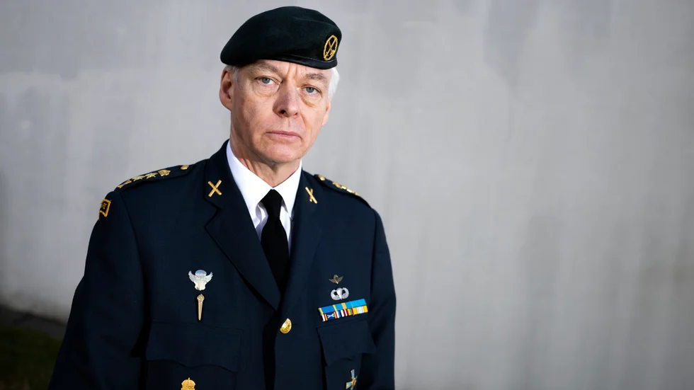 Årets svensk? Joakim Paasikivi, lärare i militärstrategi vid Försvarshögskolan har vandrat mellan nyhetssändningarna under 2022.