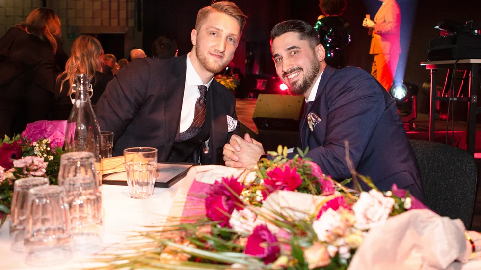 Alexander Harpa, till höger, blev galans största vinnare då han tog emot tre priser under kvällen.