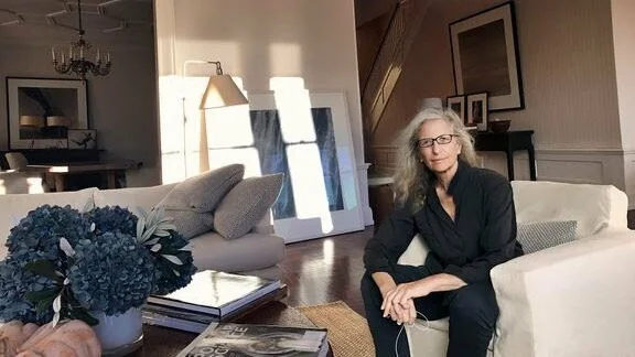 Som Ikeas "Artist in residence" kommer fotografen Annie Leibovitz under 2023 fotografera människor i deras hem i sju olika länder.