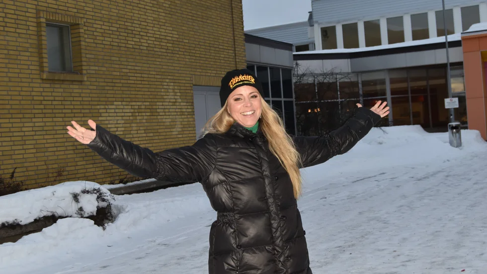 Lisa Miskovsky gick gymansiet på Anderstorpsgymnasiet. 