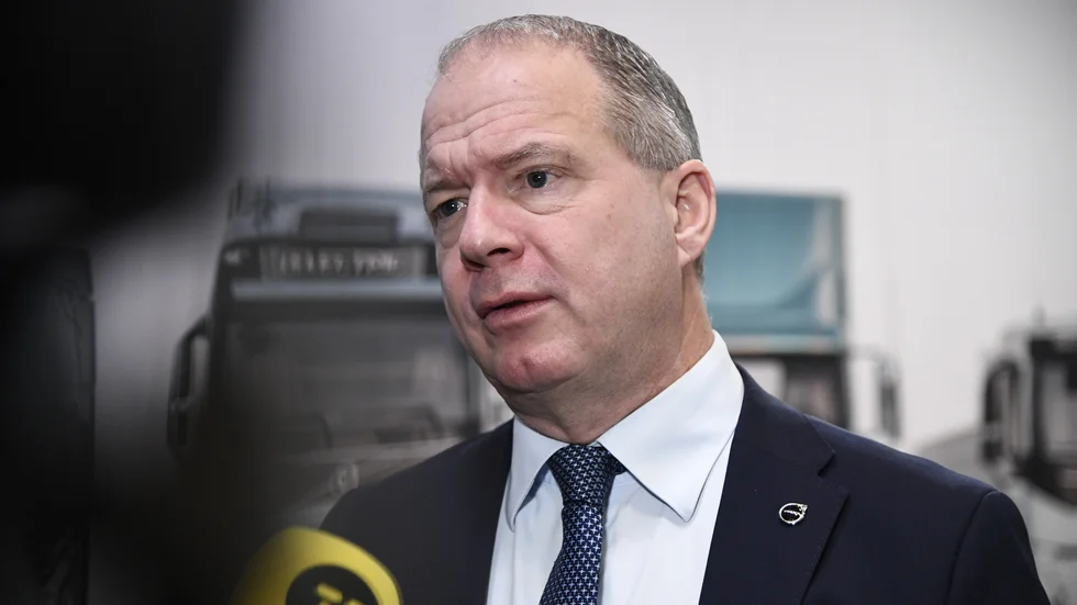 AB Volvos koncernchef Martin Lundstedt är bekymrad över de spänningar som uppstått efter helgens koranbränning i Stockholm, med hot om en sunnimuslimsk bojkott av Sverige och svenska varor.