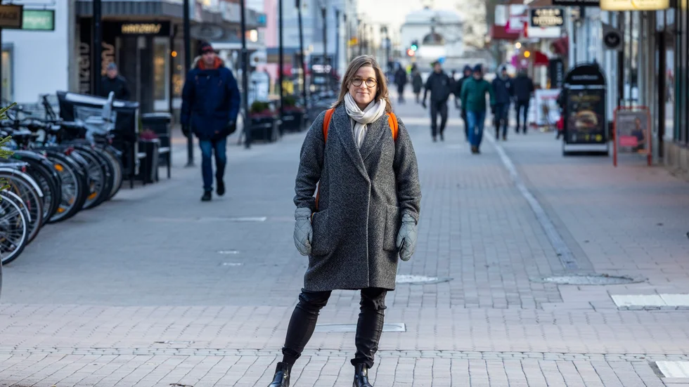 Förlåt, men kan man verkligen få folk att flytta med en kampanj? Svaret från Skellefteås marknadschef Helena Renström är otvetydigt ja.
